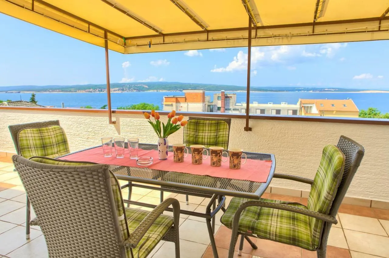 Family Apartments Vesna- 100 M Beach -Center Crikvenica Guest house