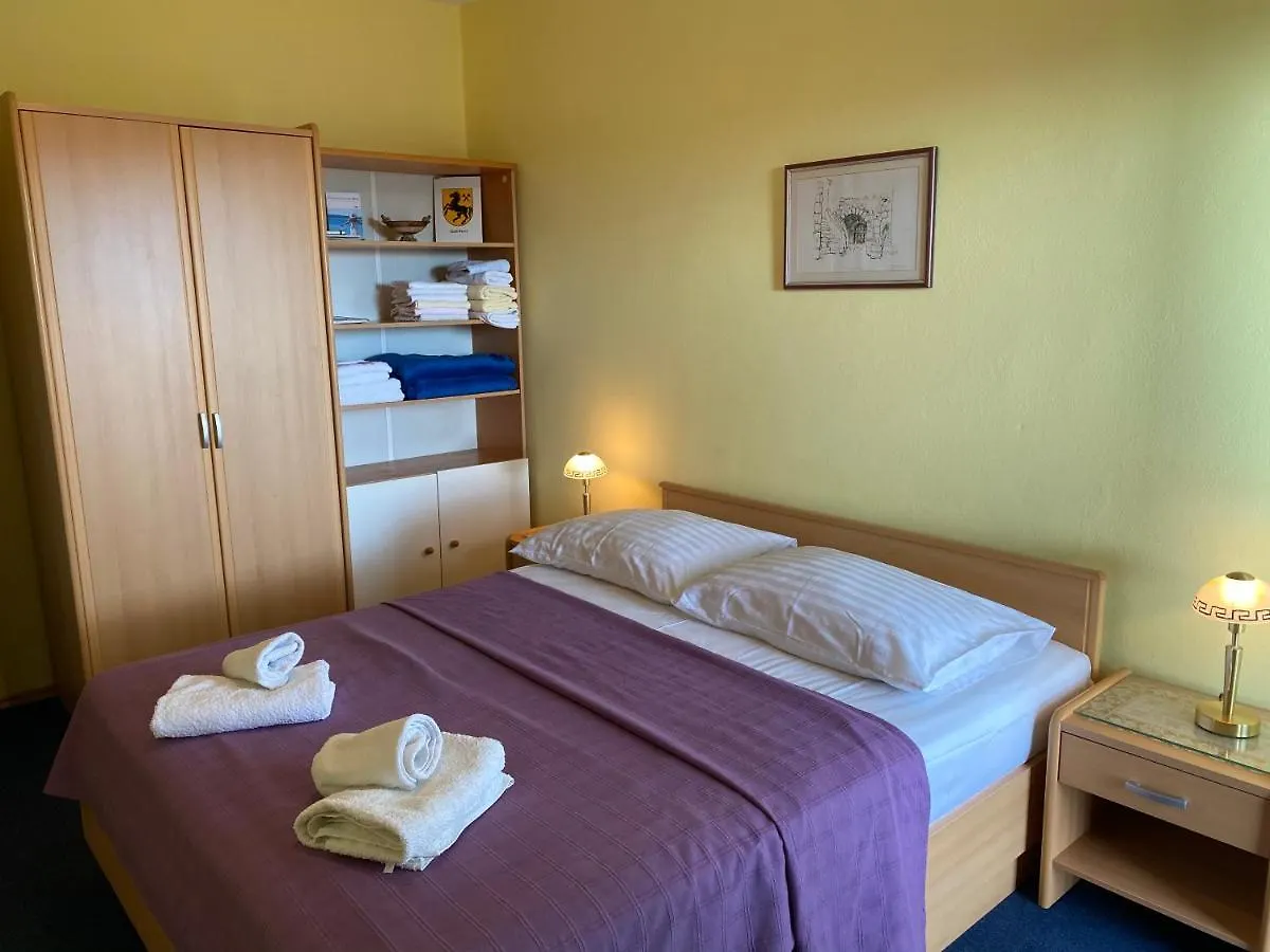 Family Apartments Vesna- 100 M Beach -Center Crikvenica