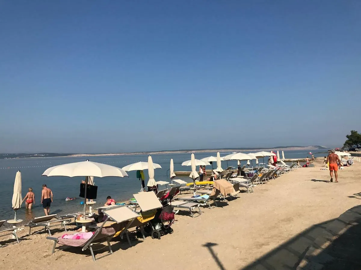 *** Pensiune Family Apartments Vesna- 100 M Beach -Center Crikvenica Croaţia